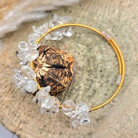 Nature Crystal Chips Flowers Bangle - Picture 7 of 10